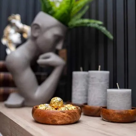 Bohemian Elly 바르나