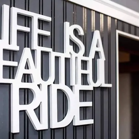 Bohemian Elly * فارنا